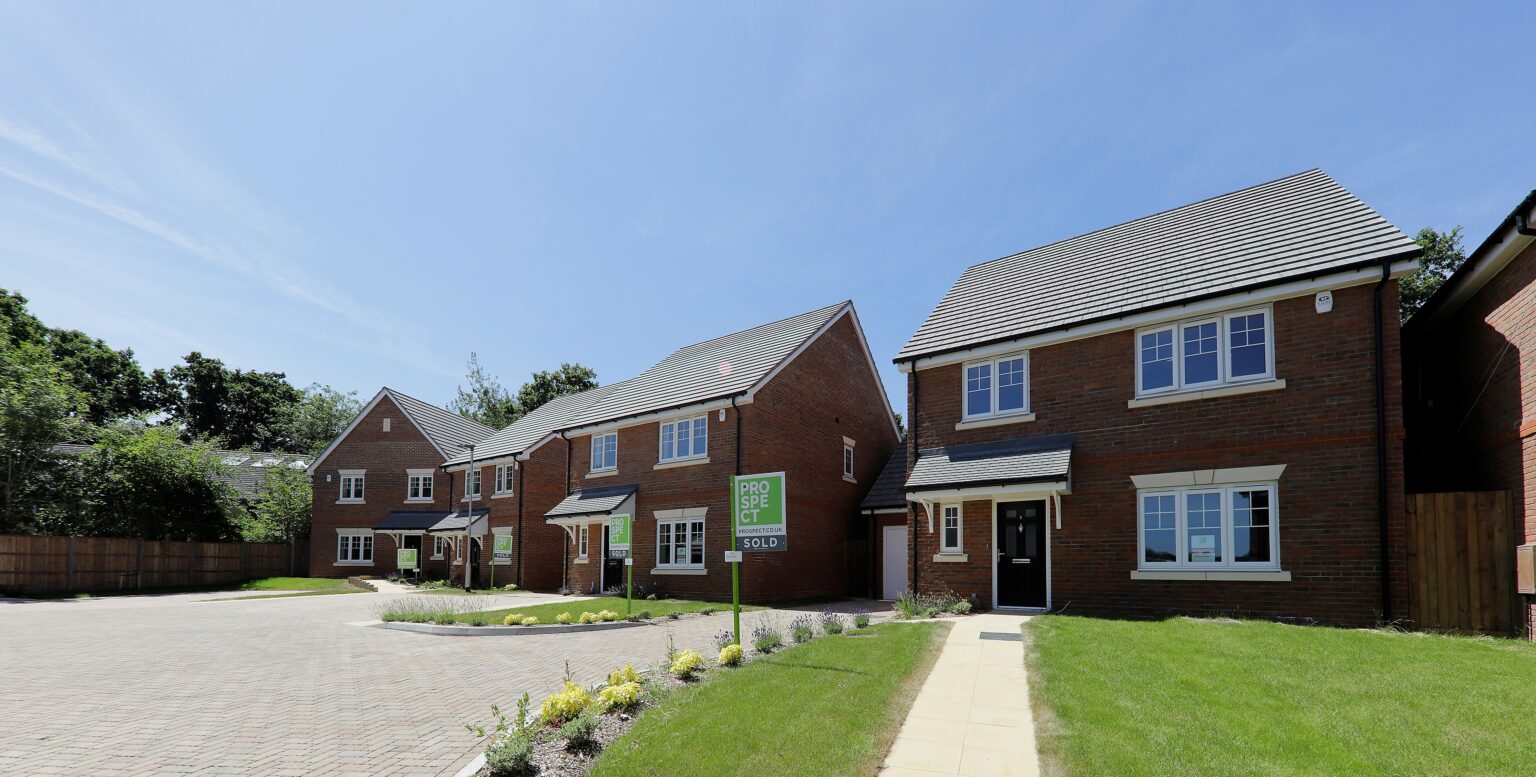 Oakridge, Bracknell — Only 5 Houses Still Available Belgrave Homes
